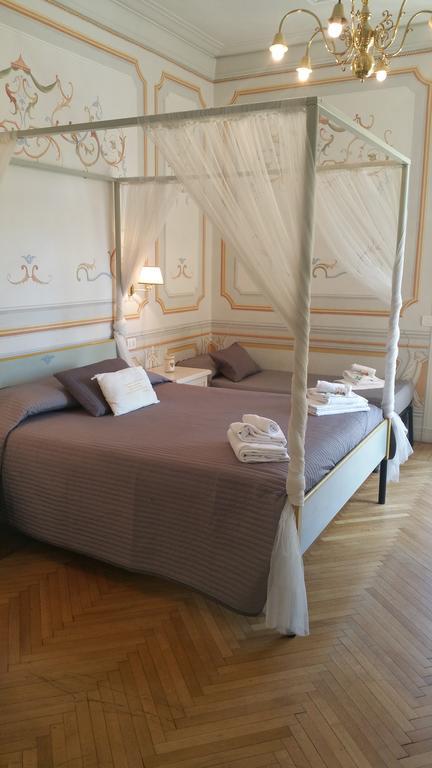Suites Piazza Del Popolo โรม ภายนอก รูปภาพ