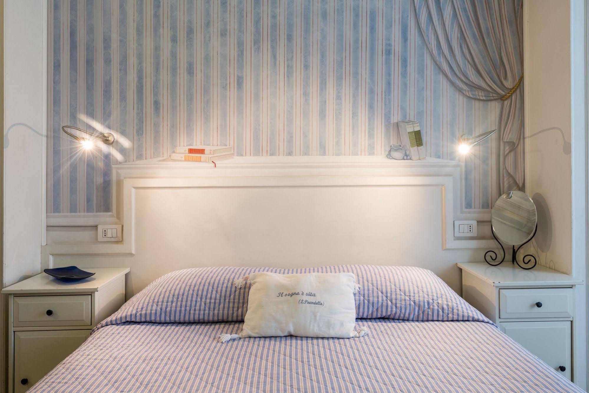 Suites Piazza Del Popolo โรม ภายนอก รูปภาพ